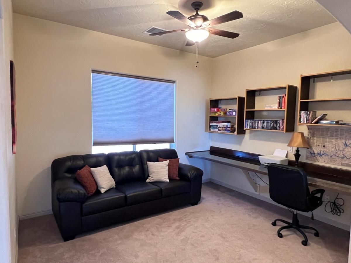 Spacious Home Page Exterior foto